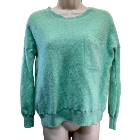 Demylee NY cozy soft sage green mindy cashmere sweater - Picture 1 of 7